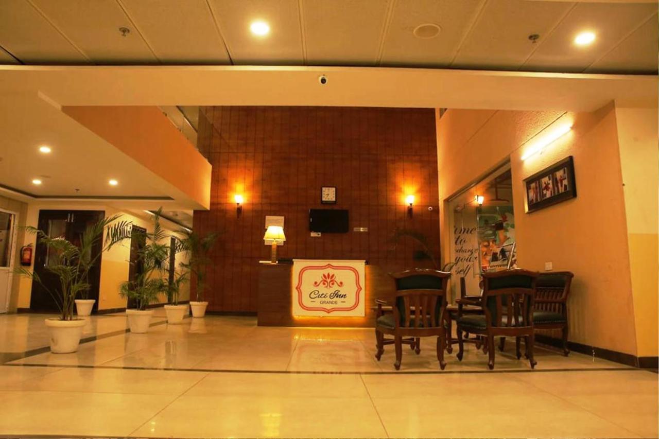 Hotel Citi Inn Grande Zirakpur Экстерьер фото